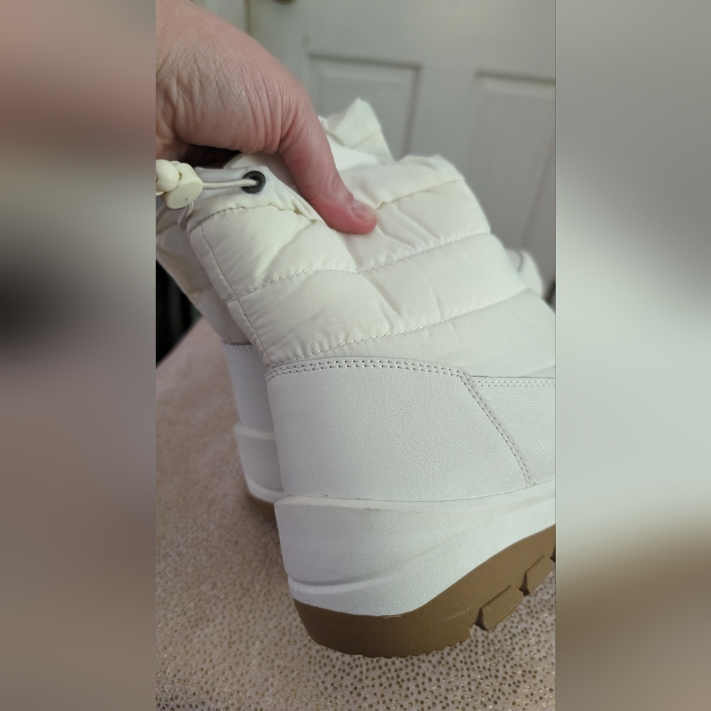 All in Motion womens winter boot 12 NWT - Picture 4 of 10